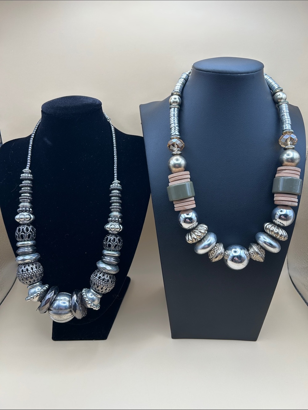 Vintage chunky necklace bundle made of metal, acrylic, wood and glass